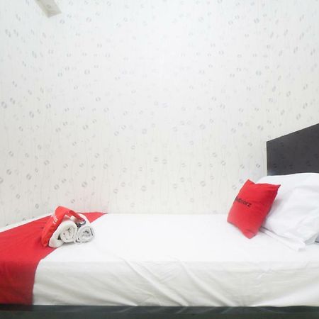Reddoorz Apartment @ Pegangsaan Kelapa Gading 3 Yakarta Exterior foto