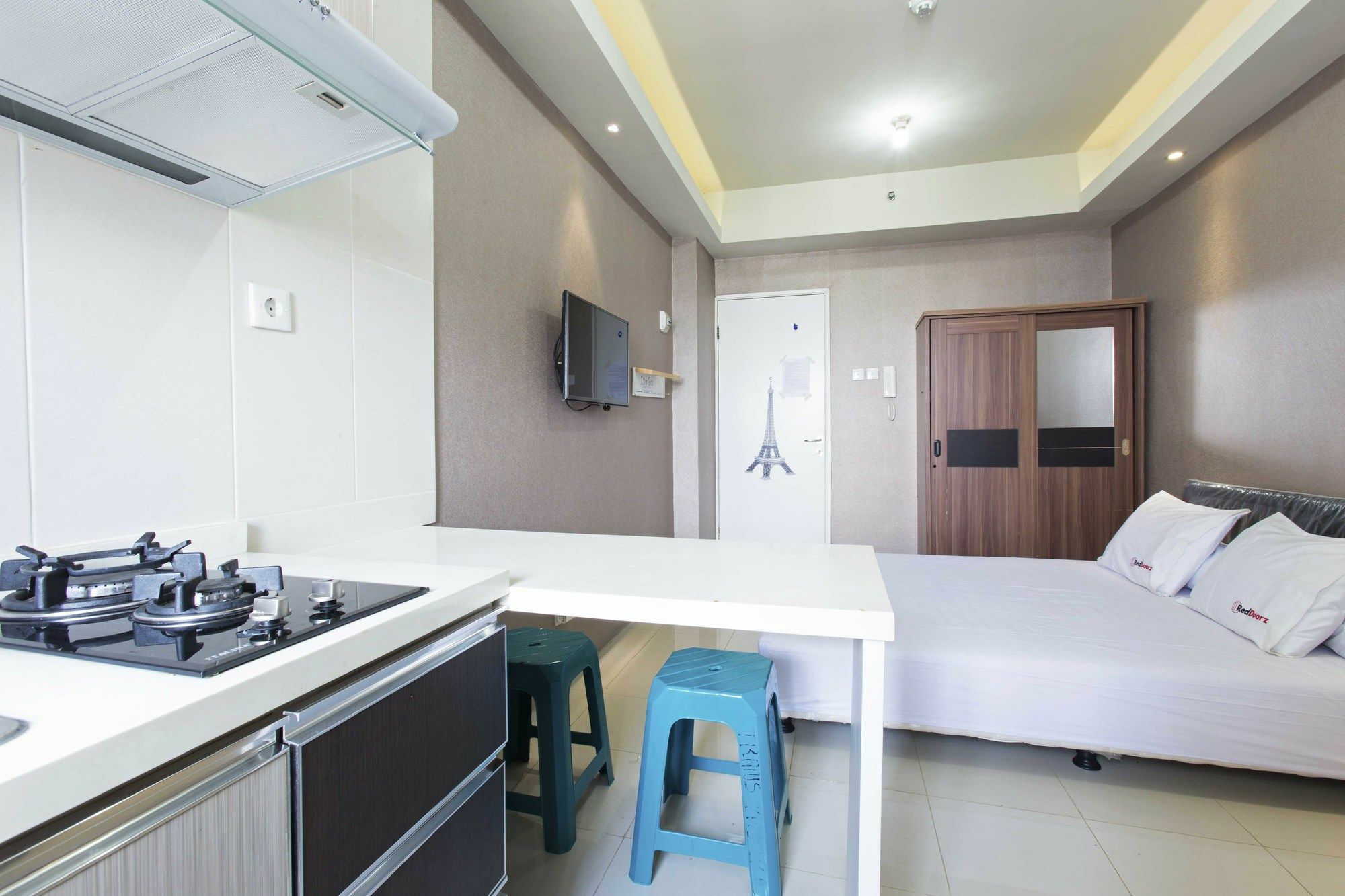 Reddoorz Apartment @ Pegangsaan Kelapa Gading 3 Yakarta Exterior foto